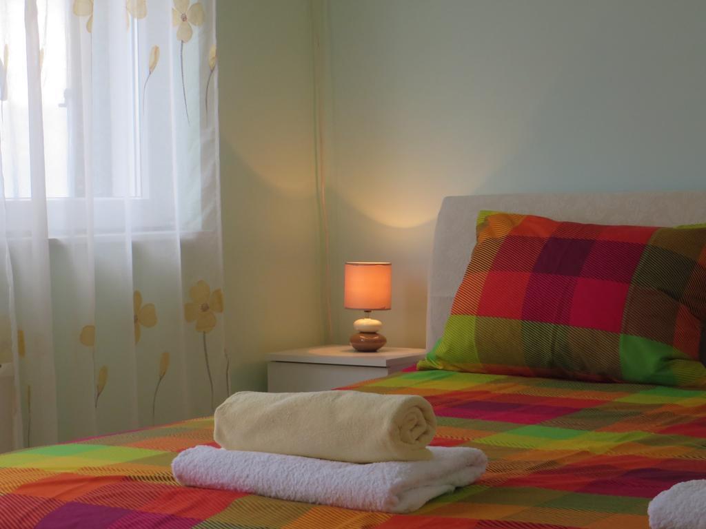 Apartment Simaris - Spacious With Terrace And Sea View Sibenik Luaran gambar